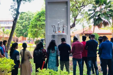 யாழ்.பல்கலைக்கழக மாணவர்களால் முன்னெடுக்கப்பட்ட முள்ளிவாய்க்கால் முதலாம் நாள் நினைவு அஞ்சலி (Photos)