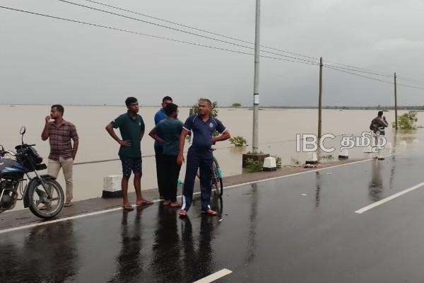 சீரற்ற காலநிலையினால் வடக்கு - கிழக்கில் தொடரும் பாதிப்புகள் | Due To Unfavourable Weather Conditions North East சீரற்ற காலநிலையினால் வடக்கு - கிழக்கில் தொடரும் பாதிப்புகள் | Due To Unfavourable Weather Conditions North East