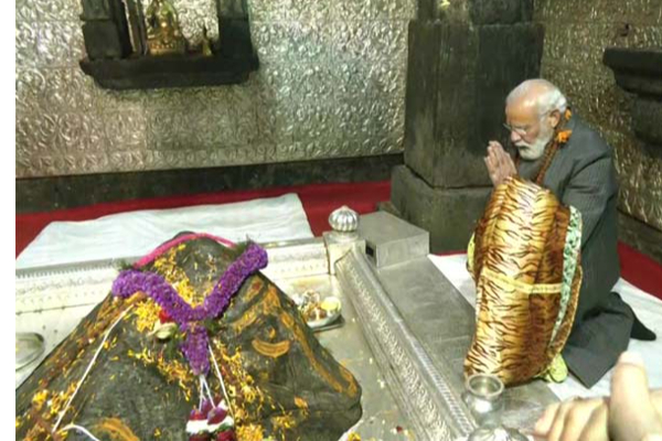 கேதார்நாத் கோவிலில் பிரதமர் மோடி வழிபாடு - 12 அடி உயர ஆதி சங்கரர் சிலை திறந்து வைத்தார் | India Samugam Modi
