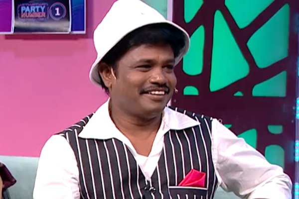 விஜய் டிவி சம்பளத்தில் பெரிய கெஸ்ட் ஹவுஸ் கட்டிய மதுரை முத்து! வீடியோவுடன் இதோ | Madurai Muthhu Builds New Guest House See Video