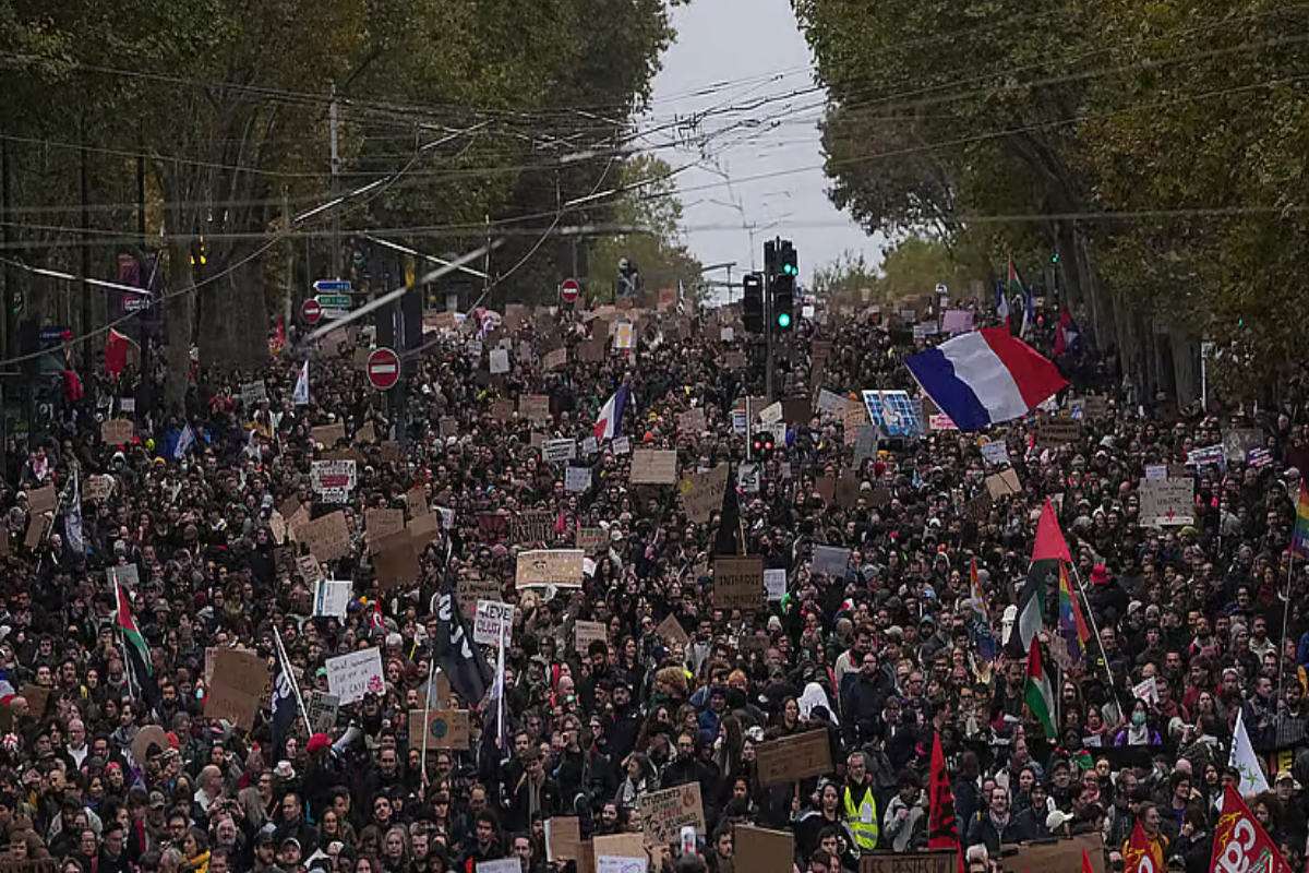 ஐரோப்பாவில் பல நாடுகளில் வெடித்த மக்கள் போராட்டம் | Protests Erupt Across Several European Countries