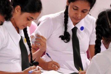 උසස් පෙළ කල් දැමුවොත් සිදුවන දේ ගැන විෂයභාර අමාත්‍යවරයාගෙන් ප්‍රකාශයක්..