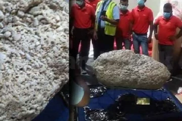 இலங்கையின்  மிகப்பெரிய மாணிக்கக்கல் வெளிநாட்டுக்கு அனுப்பிவைப்பு