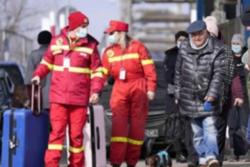 உக்ரைனில் இருந்து இத்தனை லட்ச மக்கள் அகதிகளாக வெளியேறியுள்ளனரா?