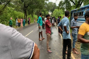 இலங்கையில் பயங்கர விபத்து சம்பவங்கள்: 7 பேர் உயிரிழப்பு! 15 பேர் படுகாயம்