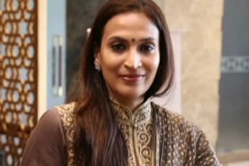 தோழிகளிடம் அழுது புலம்பிய ஐஸ்வர்யா - காரணம் ரஜினியா? தனுஷா?