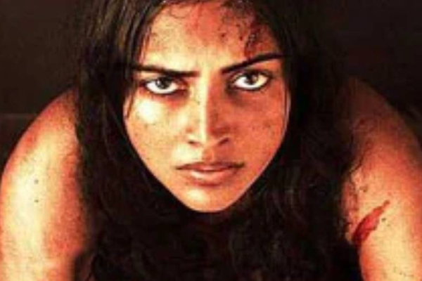 உதட்டு முத்தம் கொடுத்து உச்சகட்ட கவர்ச்சியில் டீசர் வெளியிட்ட அமலாபால் - வைரலாகும் வீடியோ - தமிழ்நாடு