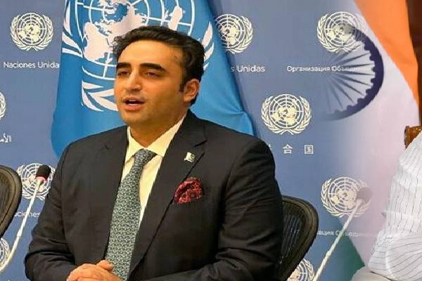 மோடியை கசாப்புக்கடைக்காரர் என விமர்சித்த அயல்நாட்டு மந்திரி! | Pak Minister Criticized Modi As A Butcher