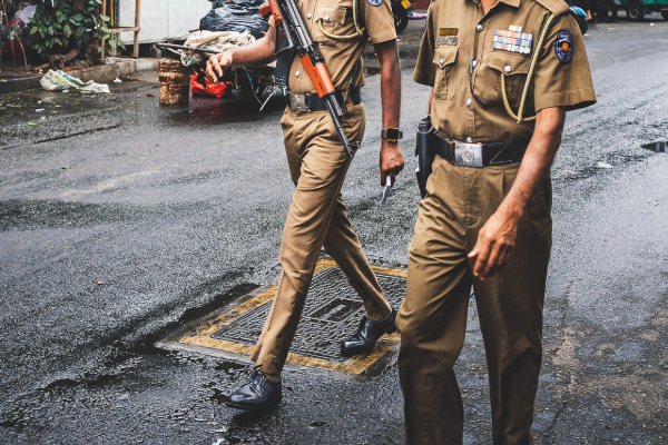 வைத்திய நியமனக் கடிதத்தைத் திருடியதாக குற்றம் சுமத்தப்பட்ட பெண்ணுக்கு பிணை | Woman Charged Stealing Doctor S Appointment