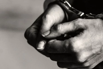 මත්පෙති විකුණූ පුද්ගලයෙක්ට වැඩ වැරදුන තැන..