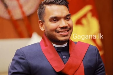 රටේ ණය ගෙවන්න පුළුවන් කෙනෙක් ජනපතිවරණයට එයි..නාමල්ගෙන් විශේෂ පණිවුඩයක්..