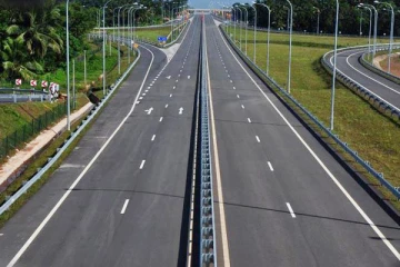 அதிவேக நெடுஞ்சாலைகள் மூலம் 35 மில்லியன் ரூபாய் வருவாய்..!