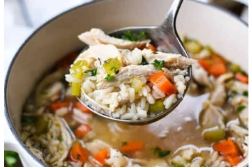 குழந்தைகளும் ருசித்து ருசித்து சாப்பிடும் அரிசி காய்கறி சூப்.... எப்படி செய்வது தெரியுமா?