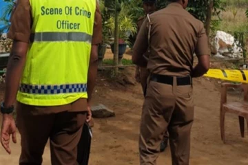 அடையாளம் தெரியாத இரு இளைஞர்களின் சடலங்களால் பரபரப்பு !