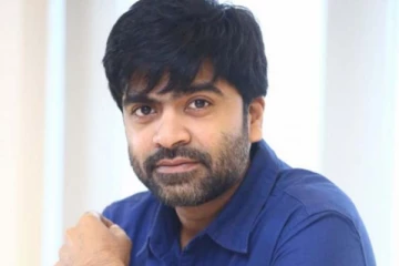 செம ஸ்டைலாக மாறிய சிம்பு.. 15 வயதை குறைத்து அழகில் ஜொலிக்கும் புகைப்படம்