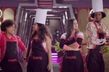 எல்லோரையும் வயிறு குலுங்க சிரிக்க வைக்கும் குத் வித் கோமாளி நிகழ்ச்சியின் இயக்குனர் யார் தெரியுமா?