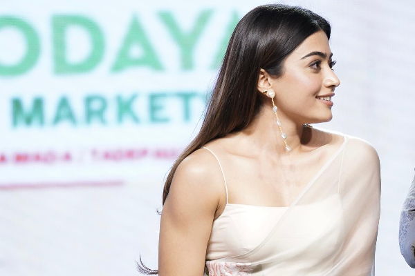 தளபதி 66 ஹீரோயின் ராஷ்மிகாவுக்கு கிடைத்த இன்னொரு ஜாக்பாட் | After Vijay Rashmika To Pair Prabhas Next