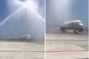 46 ஆண்டுகள் நிறைவு: ஏர் இந்தியா விமானத்துக்கு சிறப்பான வரவேற்பு கொடுத்த தீவு