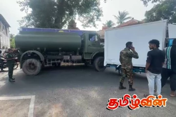 யாழில் தனியார் வாகனத்தை மோதித்தள்ளிய இராணுவத்தினரின் தண்ணீர் பவுசர்!