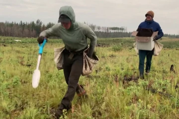 கனடாவில் 23 வயது இளைஞன் செய்த மிக பெரிய சாதனை!
