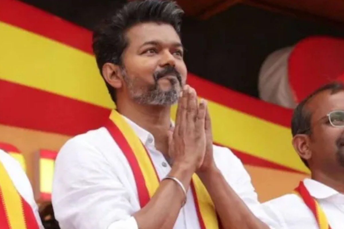 உச்சக்கட்ட பரபரப்பில் களம் - திருமாவளவனை சந்திக்கும் விஜய் - 4 மணிக்கு முக்கிய அறிவிப்பு | Tvk Vijay To Meet Vkc Leader Thirumavalavan Today