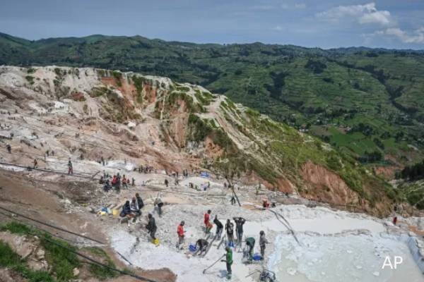 காங்கோ ஜனநாயகக் குடியரசில் சுரங்கம் இடிந்து விபத்து - 200க்கும் அதிகமானோர் உயிரிழப்பு | More Than 200 Dies In Congo Coltan Mine Collapse