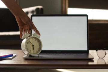 நேர மாற்றத்தினால் உடலுக்கு அபாயங்கள்