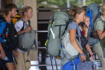 இலங்கை வந்த சுற்றுலா பயணிக்கு விதிக்கப்பட்ட அபராதம்