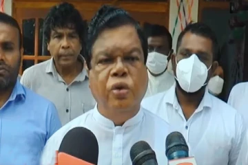 அமைச்சு பதவியை துறக்கிறார் பந்துல