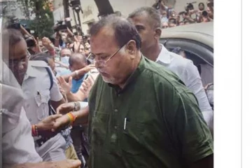 கைதான சில மணி நேரங்களில் அமைச்சருக்கு உடல்நலக்குறைவு.. மருத்துவமனையில் அனுமதி!