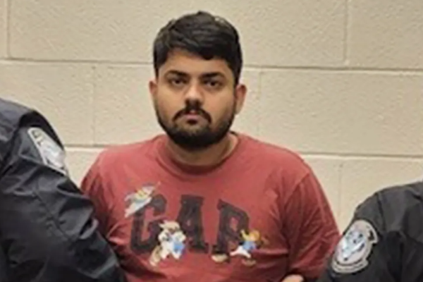 கனடாவுக்குள் நுழைய முயன்ற இந்தியர்: அமெரிக்காவில் கைது | Fugitive Wanted Murder India Caught