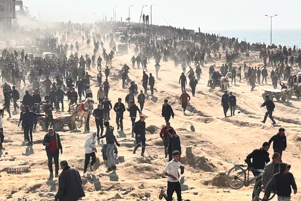 உணவு தேடிய மக்கள் மீது இஸ்ரேல் படையின் கொடூர தாக்குதல் | Israel Hamas War