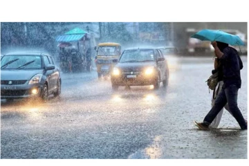 சென்னையில் விடிய விடிய கொட்டித் தீர்த்து வரும் கனமழை – மக்களின் இயல்பு வாழ்க்கை பாதிப்பு!