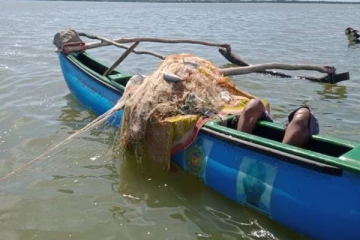 மட்டக்களப்பில் ஆற்றில் மீன்பிடிக்கச் சென்றவருக்கு நேர்ந்த சோகம்!