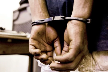 கடமை நேரத்தில் போதை மாத்திரைகளுடன் பொலிஸ் உத்தியோகத்தர் கைது