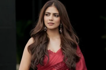 நடிகை மாளவிகா மோகனனின் தந்தை யார் தெரியுமா? அவரும் சினிமா பிரபலம் தானா