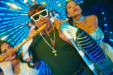 அஜித், விஜய்யை ஓரங்கட்டிய வைகைப்புயல்.. ஒரேவொரு பாடலால் டிரெண்டிங் நம்பர் 1-ஐ பிடித்த வடிவேலு..