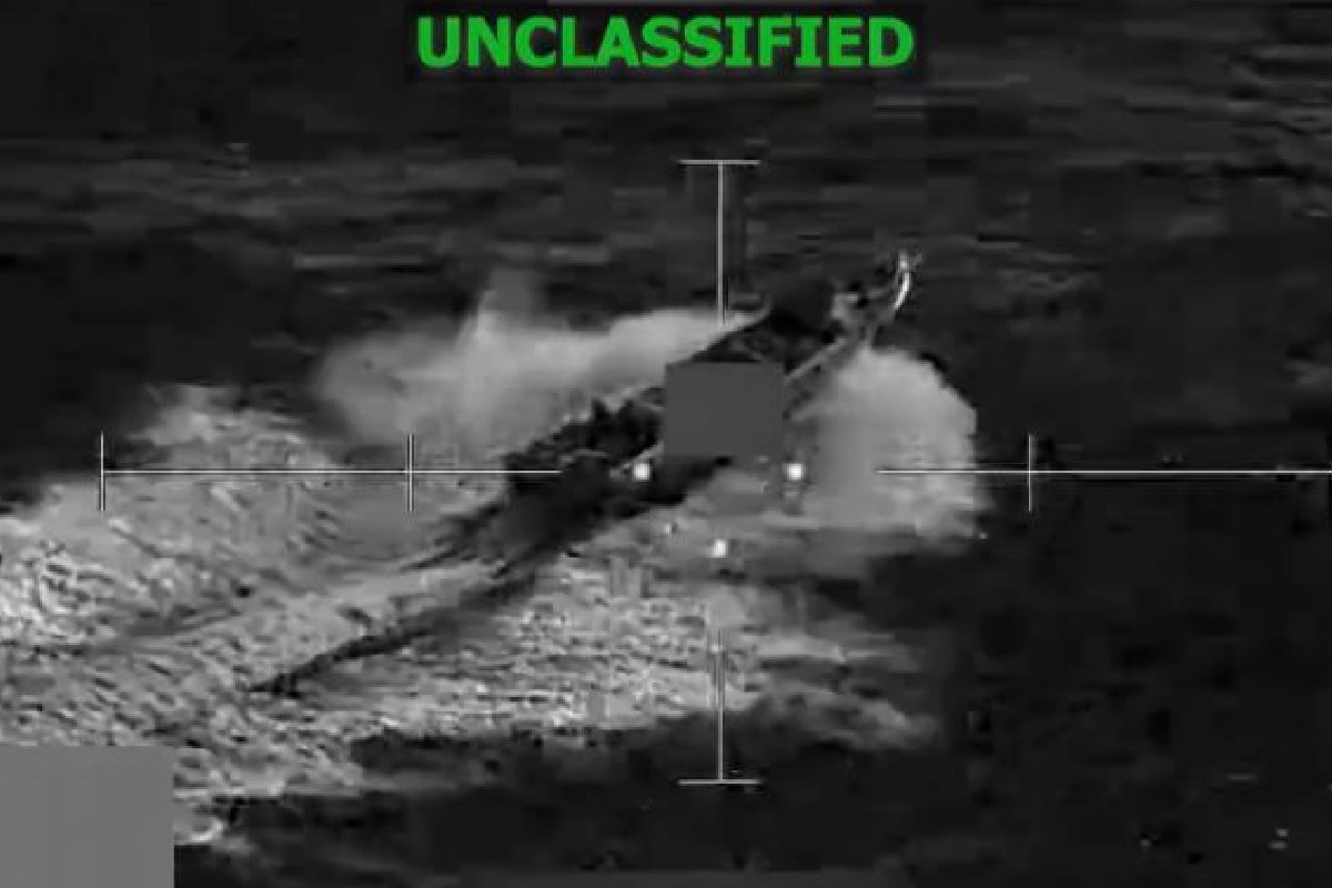 4 நாட்கள், 4 படகுகள்: போதைப்பொருள் கடத்தல் படகுகள் மீது அமெரிக்கா தாக்குதல் | Us Strike On 4 Drug Boat In Pacific 4 Dead