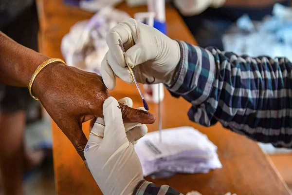 குஜராத் சட்டமன்ற தேர்தல்; இன்று 2ம் கட்ட வாக்குப்பதிவு | Gujarat 2Nd Phase Election Voting