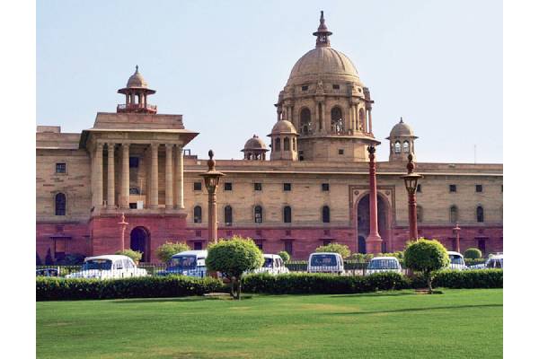 மியான்மரில் சிக்கியுள்ள இந்தியர்களை மீட்க நடவடிக்கை - மத்திய அமைச்சர் | Steps Taken To Rescue Stranded Indians In Myanmar