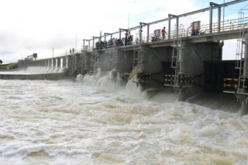 இரணைமடுக்குளத்தில் திறக்கப்பட்ட 2 வான் கதவுகள்... மக்களே அவதானம்!