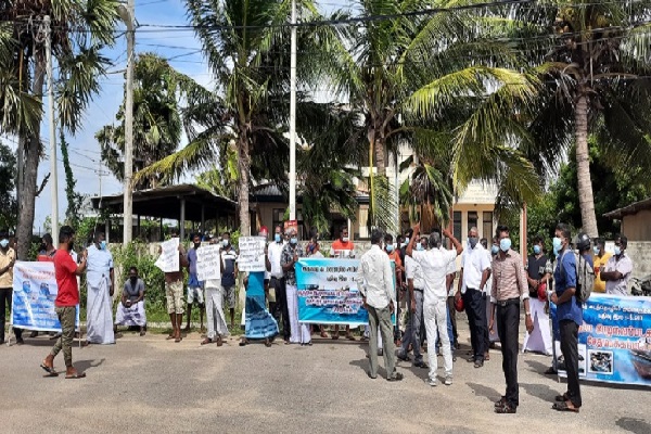 இந்திய மீனவருக்கு அனுமதி அளித்தால் போராட்டம் வெடிக்கும் - கஜேந்திரன் எச்சரிக்கை | Protests Break Out If Indian Fishermen Are Allowed இந்திய மீனவருக்கு அனுமதி அளித்தால் போராட்டம் வெடிக்கும் - கஜேந்திரன் எச்சரிக்கை | Protests Break Out If Indian Fishermen Are Allowed