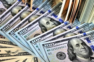වාණිජ බැංකුවල ඇමෙරිකානු ඩොලරයේ අගයේ සුළු වෙනස්කම්- අද විනිමය අනුපාතික මෙන්න