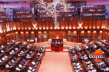 පාර්ලිමේන්තු මන්ත‍්‍රීවරුන් හතරක් ඉල්ලා අස්වෙයි?