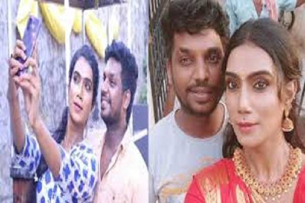 உடலையே தாய்மையின் ஓவியமாக மாற்றிய திருநங்கை! தீயாய் பரவும் புகைப்படங்கள் | Nanjil Controversy Transgender Vaishulisa New Post உடலையே தாய்மையின் ஓவியமாக மாற்றிய திருநங்கை! தீயாய் பரவும் புகைப்படங்கள் | Nanjil Controversy Transgender Vaishulisa New Post