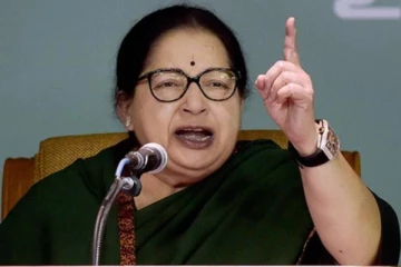 ஆளுமை: ஜெயலலிதா 75வது பிறந்தநாள் - ஈபிஎஸ், தமிழக அரசு மரியாதை!