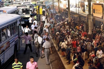 கொழும்பில் இருந்து சொந்த பகுதிகளுக்கு செல்லும் 13 லட்சம் பேர்