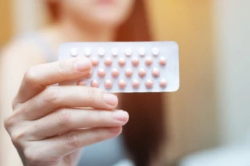 ஆப்கானில் பெண்களுக்கு எதிரான மற்றுமொரு தடை!