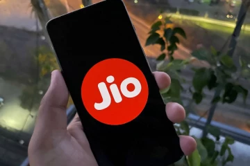 ஒரு ரூபாய்க்கு இணையசேவை - ஜியோ நிறுவனத்தின் அசத்தலான திட்டம்