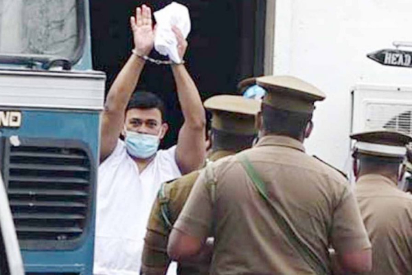 சிறைச்சாலையில் ரஞ்சனுக்கு இணைய வசதி- உண்மையை வெளியிட்ட சிறைச்சாலை ஆணையர்! - ஐபிசி தமிழ்